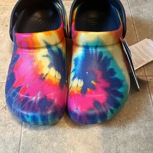 Crocs Bistro Graphic Clog. Size US m4/w6. NWT